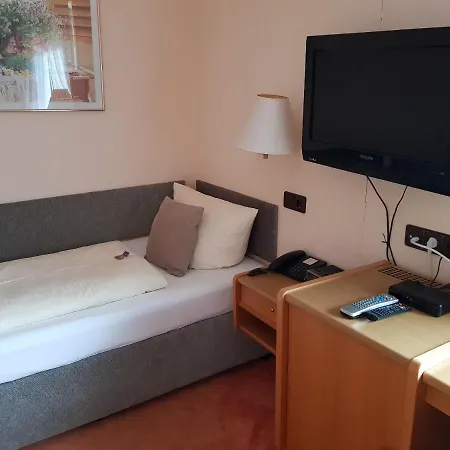 Lane Hr Hotel